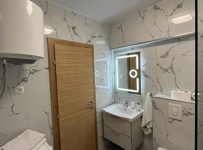 King Макарска