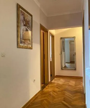 Apartment King *